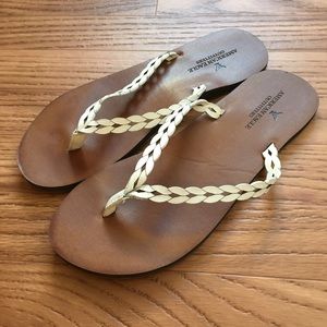 American Eagle White Leather Flip Flops